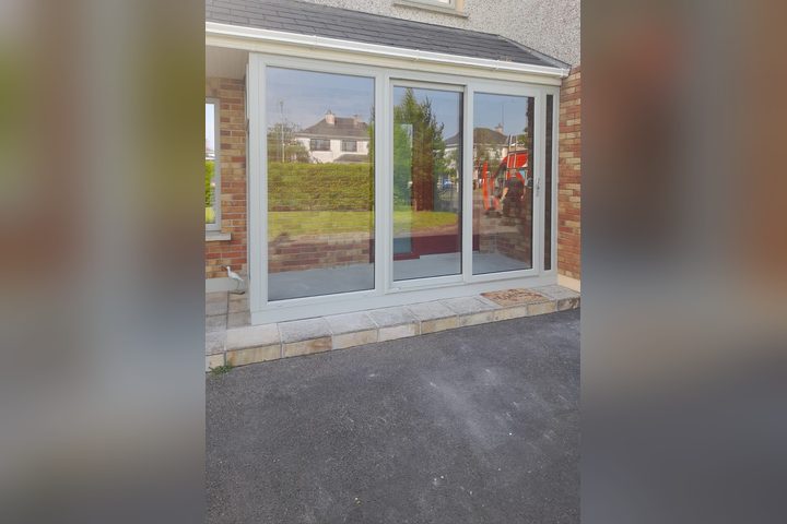 Sliding Doors